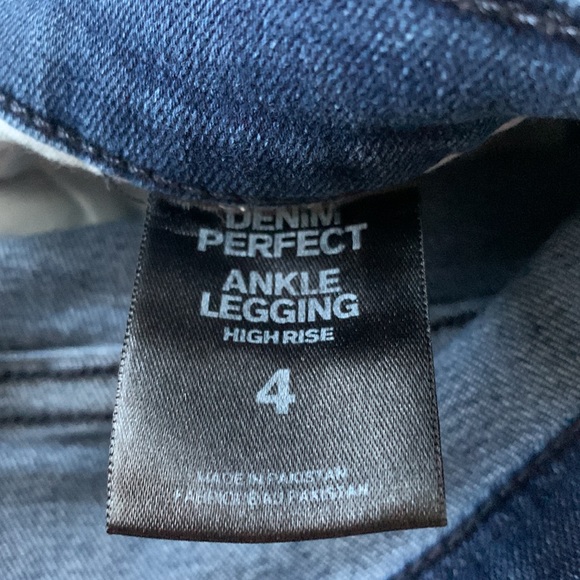 Express denim Perfect ankle legging high rise size 4 - Picture 9 of 10